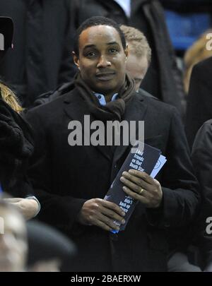 Paul Ince dans les stands pour regarder le jeu entre Sheffield Wednesday et Blackpool. Banque D'Images