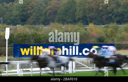 Coureurs et coureurs pendant le groupe Byrne handicap Chase Banque D'Images