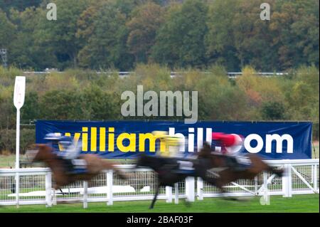 Coureurs et coureurs pendant le groupe Byrne handicap Chase Banque D'Images