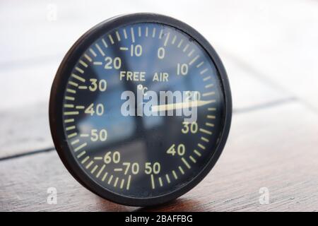 Ancien thermomètre d'aviation Banque D'Images