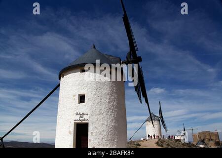 Les moulins à vent à Consuegra, Tolède, la Mancha, Espagne Banque D'Images
