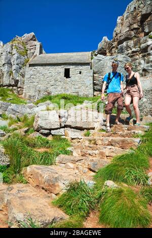 Chapelle St Govans, Pembrokeshire Coast, Pembrokeshire, West Wales, Royaume-Uni Banque D'Images