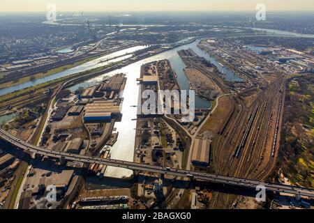 , Cityscape au port de Duisburg Duisport à Hafenkanal, 12.03.2015, vue aérienne, Allemagne, Rhénanie-du-Nord-Westphalie, région de la Ruhr, Duisburg Banque D'Images