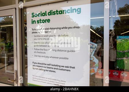 Sydney, Australie. Samedi 28 mars 2020. Woolworths supermarchés affiche des distanciation sociale dans les exigences du magasin. Crédit Martin Berry/Alay Live News Banque D'Images