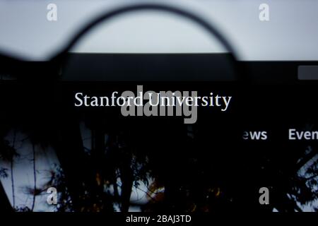 Los Angeles, Californie, États-Unis - 17 Jule 2019: Exemple Editorial de LA page d'accueil du site WEB DE L'UNIVERSITÉ DE STANFORD. Logo STANFORDUNIVERSITY visible sur l'écran d'affichage. Banque D'Images