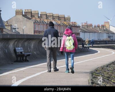 Sheerness, Kent, Royaume-Uni. 28 mars 2020. Royaume-Uni : une matinée ensoleillée, venteuse et froide à Sheerness, Kent. Crédit: James Bell/Alay Live News Banque D'Images