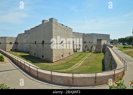 Le château médiéval de Barletta, Italie Banque D'Images