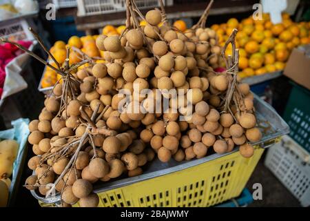 Longan frais dans le marché aux fruits Banque D'Images