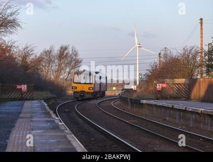 Trains du nord classe 144 train de pacer 144011 au départ d'Althorpe avec toutes les gares qui arrêtent le train Banque D'Images