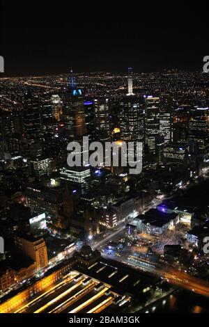 Vue depuis le sommet de Melbourne la nuit Banque D'Images