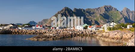 Panorama du village de pêcheurs sur lofotens, la Norvège, par antenne, panorama, vacances Banque D'Images