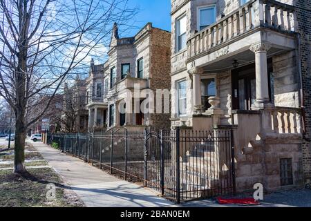 Rangée de vieilles maisons à Logan Square Chicago Banque D'Images