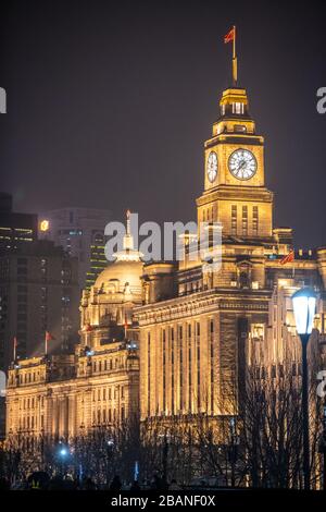 Les lumières lumineuses du Bund illuminent les environs , Shanghai, Chine Banque D'Images