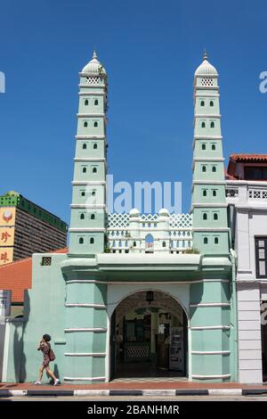 Entrée à la Mosquée Masjid Jamae (Chulia), South Bridge Road, Chinatown, quartier central, île de Singapour (Pulau Ujong), Singapour Banque D'Images