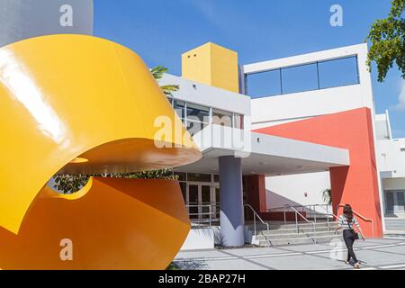 Miami Beach Florida,Scott Rakow Youth Center,entrée,sculpture,art,communauté,loisirs,design,architecture,architectural,voyages des visiteurs Banque D'Images