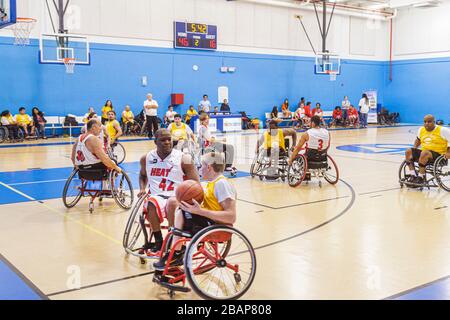 Miami Beach Florida,Scott Rakow Community Center,Center,Ability explosion Colusana Wheelchair Basketball Event,man men male adulte, Disabled disa Banque D'Images