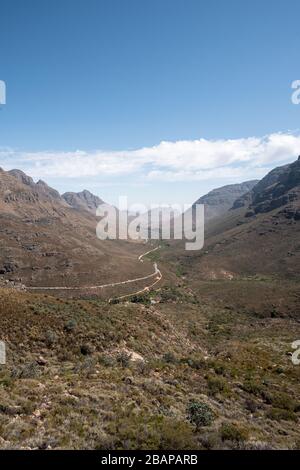 Vue depuis le Col Uitkyk à l'égard de l'Algérie dans le Cederberg Mountains à l'ouest du Cap, en Afrique du Sud Banque D'Images