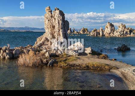 South tufa à Mono Lake, Mono County, Californie, États-Unis. Banque D'Images