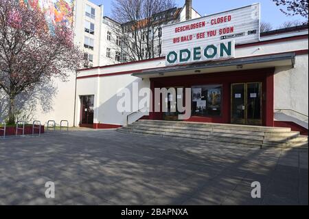 Berlin est une ville tranquille pendant le verrouillage de la COVID-19 Banque D'Images