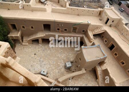 Saada, Yémen. 19 mars 2020. Photo montre une partie du château d'Al-Qashla dans la province de Saada, Yémen, 19 mars 2020. POUR ALLER AVEC "Feature: Le château historique du Yémen à Saada est en danger" crédit: Mohammed Mohammed Mohammed/Xinhua/Alay Live News Banque D'Images