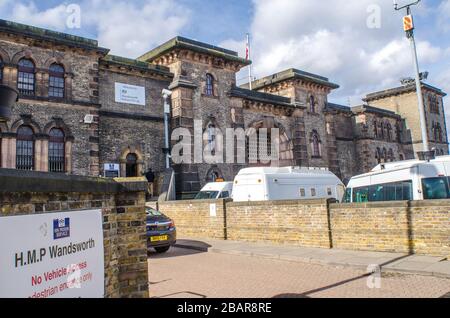 LONDRES- extérieur de la prison de sa Majesté Wandsworth, une prison pour hommes de catégorie B dans le sud-ouest de Londres Banque D'Images