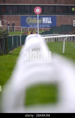 Signalisation de William Hill à l'hippodrome de Kempton Banque D'Images