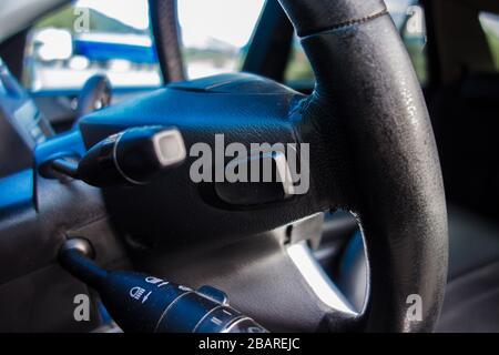 Cluj-Napoca, Roumanie -21 juillet 2018 : Mercedes-Benz ML-Class ML500 4x4 essai routier on. Équipement Avantgarde, intérieur cuir, engrenage automatique, photo Banque D'Images