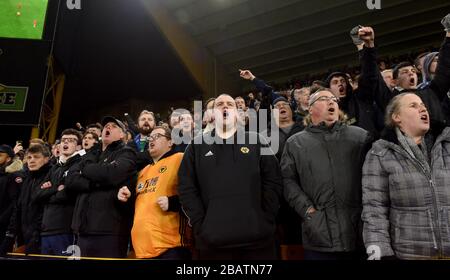 Fans anxieux de supporters de Wolverhampton Wanderers Banque D'Images