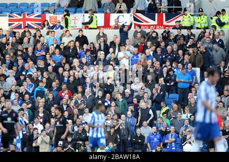 Les fans de Birmingham City sont massés dans les stands du stade AMEX Banque D'Images