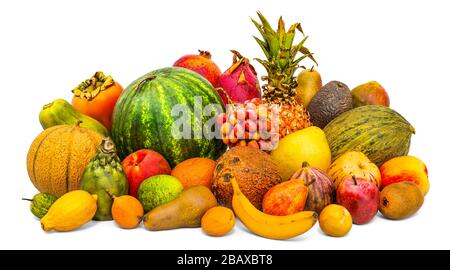 Différents fruits à texture réaliste, rendu 3D isolé sur fond blanc Banque D'Images