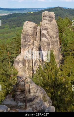 Rochers dans le parc national le paradis tchèque. République tchèque Banque D'Images