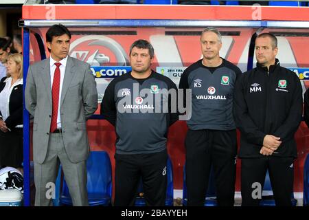 (De gauche à droite) Chris Coleman, directeur du Pays de Galles, les entraîneurs Osian Roberts, Kit Symons et Martyn Margetson Banque D'Images