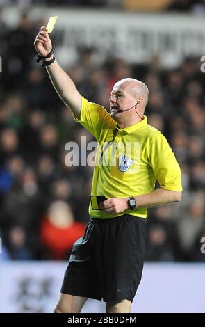 Lee Mason, arbitre de match Banque D'Images