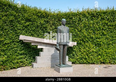 Statue du roi Frederick IX du Danemark au parc Langelinie à Copenhague, Danemark, Europe Banque D'Images