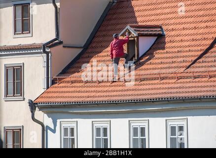 Pandemia Coronavirus Covid influence le tourisme, à Prague, en République tchèque. Les magasins et les restaurants sont fermés, les gens doivent porter des masques. (Photo CTK/ Banque D'Images