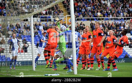 Nikola Zigic (centre) de Birmingham City marque le seul but de la ville Banque D'Images