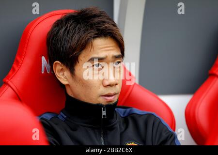 Shinji Kagawa sur le banc avant le match Barclays Premier League Sunderland / Manchester United au stade de la lumière, Sunderland Banque D'Images