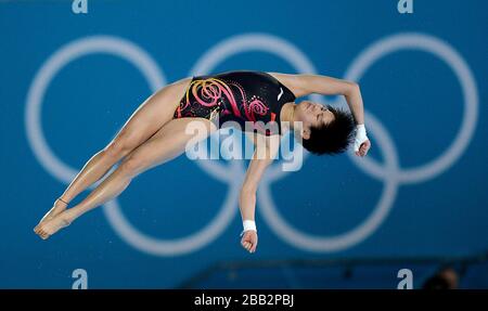 Ruolin Chen de Chine pendant la plate-forme préliminaire des femmes de 10 m au Centre aquatique du Parc olympique, le 12 jour des Jeux Olympiques de Londres 2012. Banque D'Images