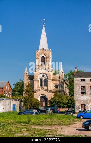 Église évangélique de la confession d'Augsbourg. Zdunska Wola, Lodz Voivodeship, Pologne. Banque D'Images