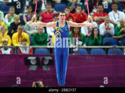 Arthur Zanetti Nabarrete du Brésil rivalise avec le pendant la finale des anneaux de gymnastique artistique pour hommes à la North Greenwich Arena, Londres Banque D'Images