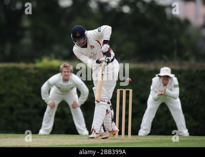 Jordan Clark battant du Lancashire lors de la deuxième finale du championnat XI au club de cricket Radlett Banque D'Images