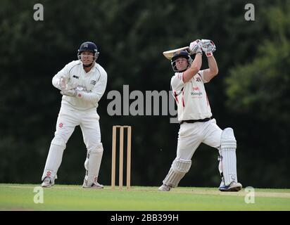 Steven Croft, du Lancashire, bat lors de la deuxième finale du championnat XI au club de cricket Radlett Banque D'Images