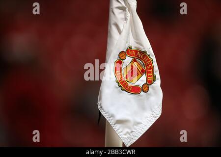 Logo Manchester United sur un drapeau d'angle Banque D'Images