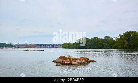 Dneproges - la plus grande centrale hydroélectrique de la rivière Dnieper Banque D'Images