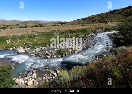 La vallée du fleuve Rio Ascencio, le parc national de Torres de Paine, la région de Magallanes, la Patagonie, le Chili, l'Amérique du Sud Banque D'Images