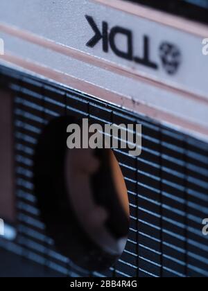 Ruban cassette chrome TDK SA90 Banque D'Images