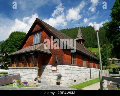 L'église de Murren dans la région de Jungfrau en Suisse. Banque D'Images