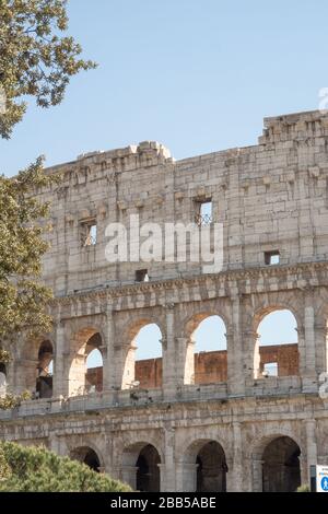 21 avril 2018, colisée, Rome Italie. Beaucoup de touristes, grand et ancien buildin histoire romaine Banque D'Images