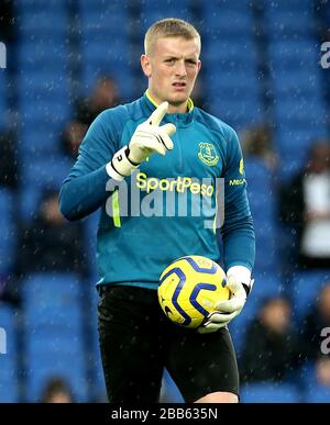 Gardien de but Everton Jordan Pickford pendant le préchauffage avant le début du match Banque D'Images