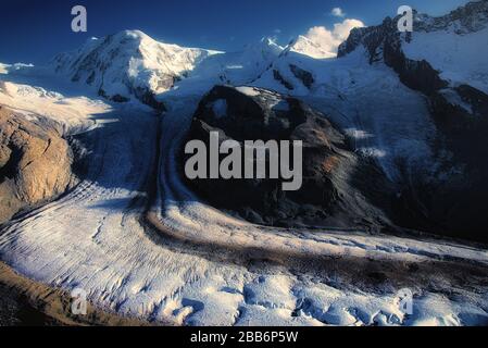 Glacier Gorner (Gornergletscher) vu de Gorner Ridge (Gornergrat) à Zermatt, Suisse Banque D'Images